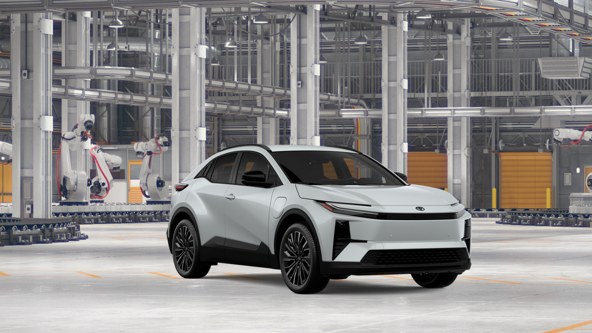 New 2027 Wind Chill Pearl Toyota XSE image 15