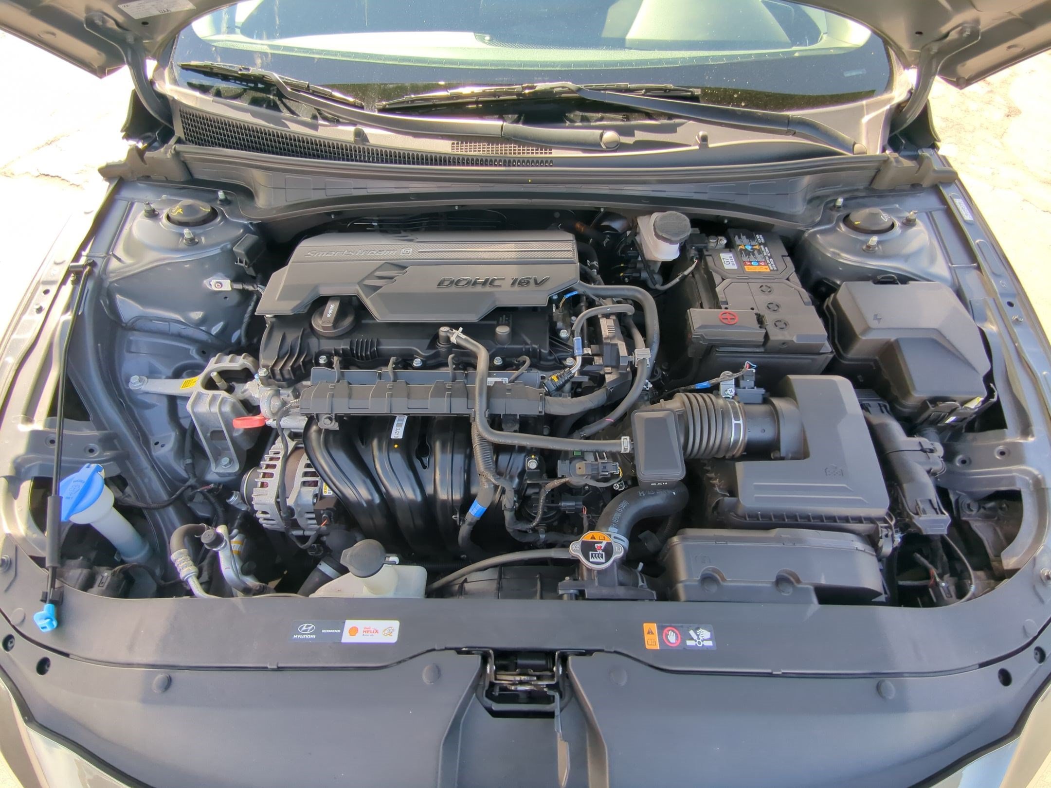 2024 Hyundai Elantra SE - Photo 31