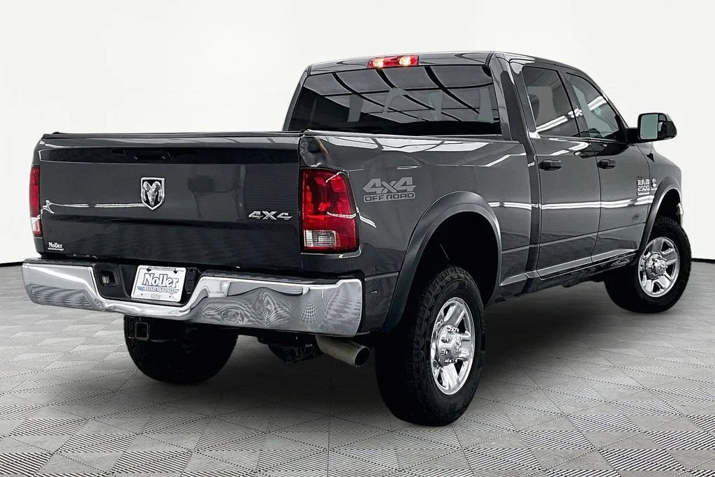 Certified 2018 RAM Ram 2500 Pickup Tradesman with VIN 3C6UR5CL7JG389296 for sale in Kansas City