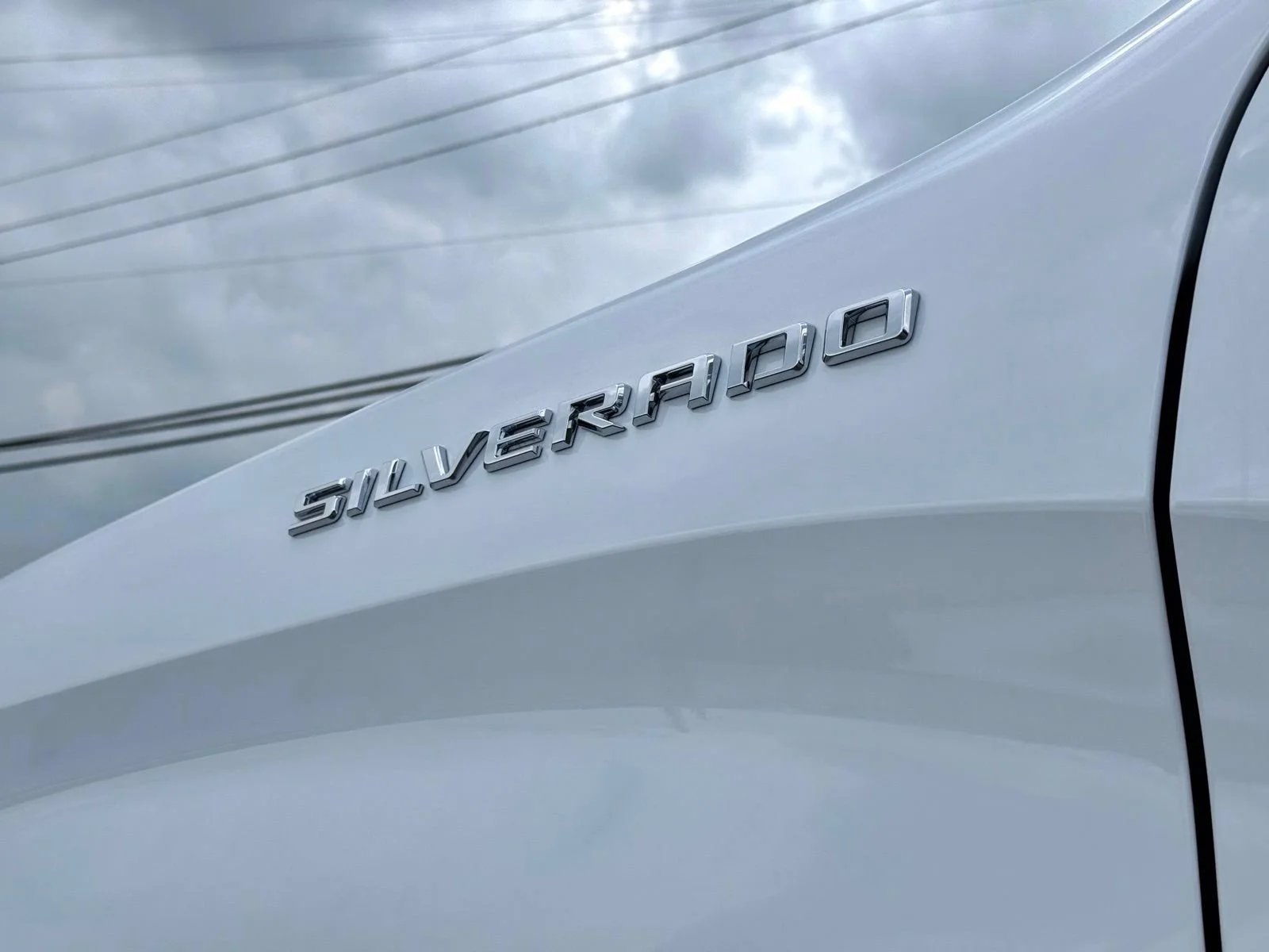 Used 2019 SUMMIT WHITE Chevrolet RST image 12