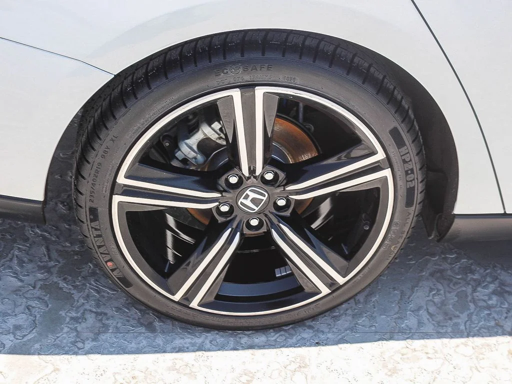 2024 Honda Accord Hybrid Sport - Photo 9