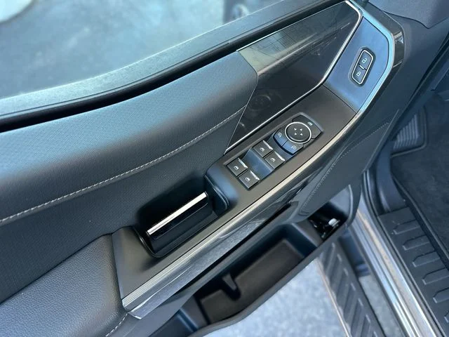 Used 2022 Gray Ford XLT image 14