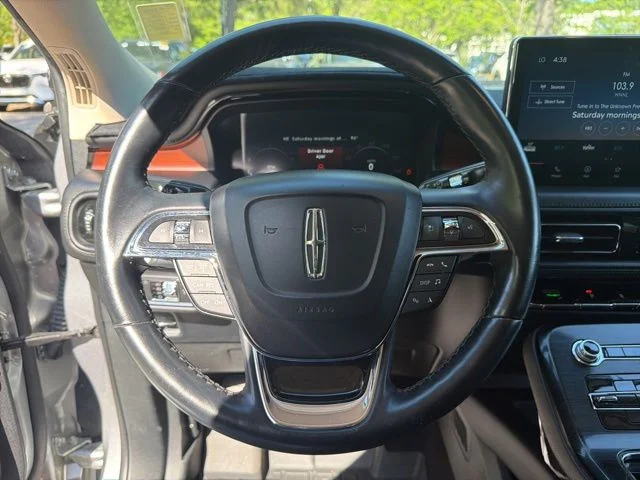 Used 2021 Silver Lincoln Reserve image 5
