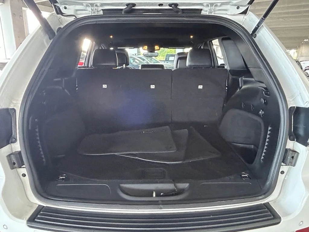 Used 2020 Bright White Clearcoat Jeep Altitude image 41
