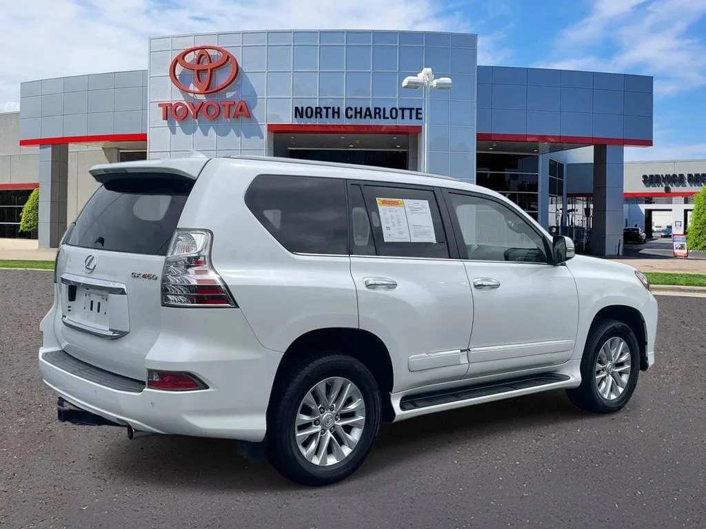 Used 2018  Lexus 460 image 7