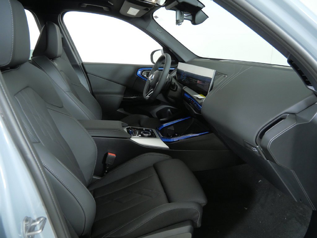 New 2026 Brooklyn Grey Metallic BMW 30 xDrive image 21