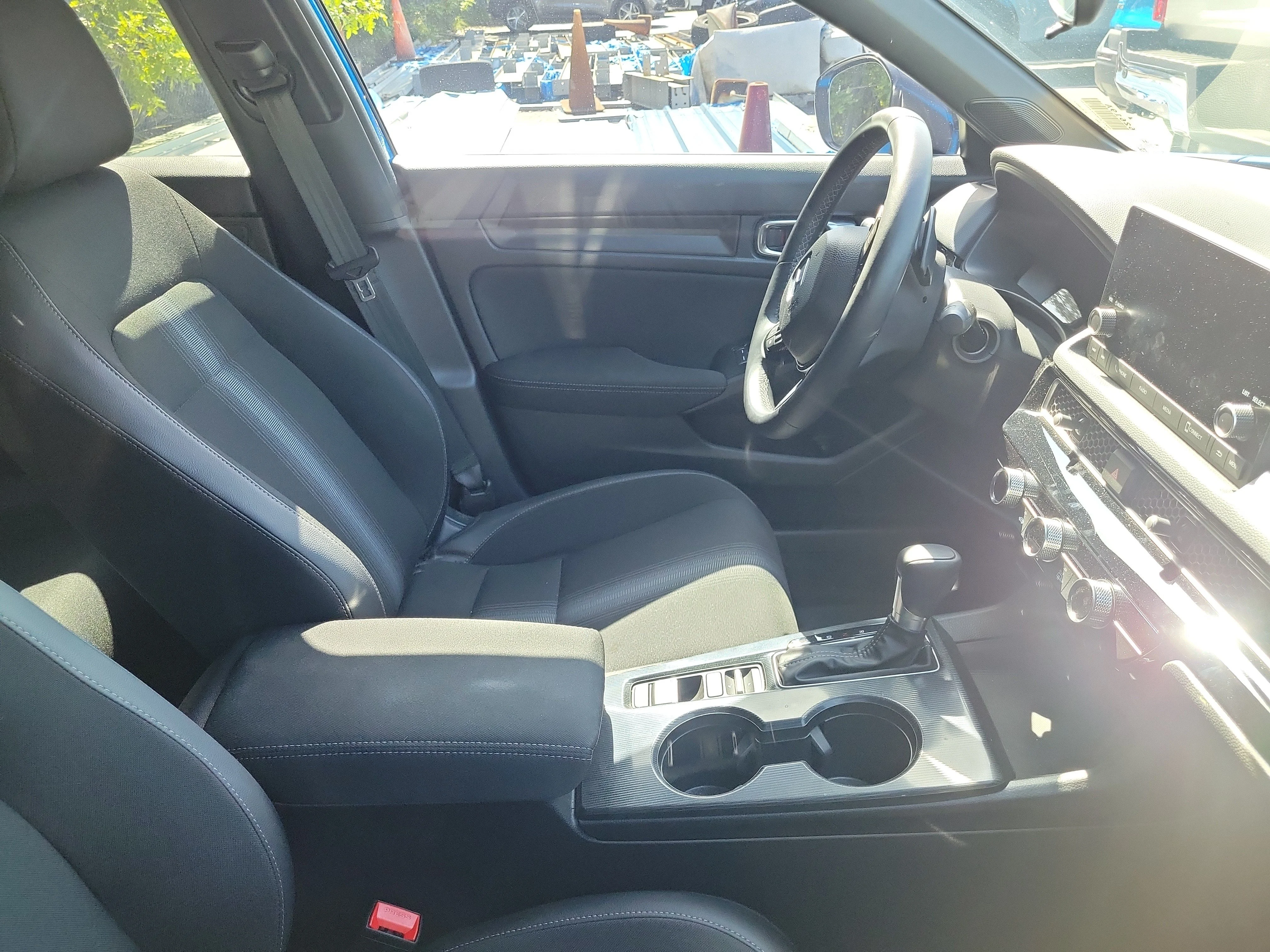 Used 2025 Blue Honda Sport image 3