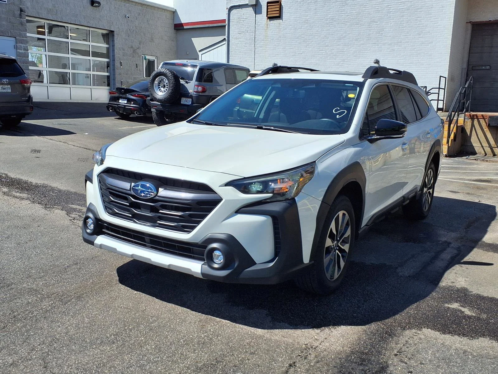 Used 2024 Crystal White Pearl Subaru Limited image 33
