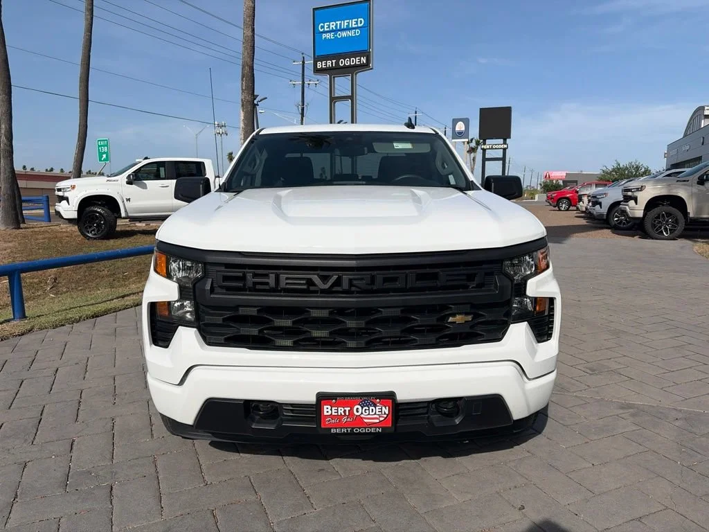 Used 2025 Summit White Chevrolet Custom image 2