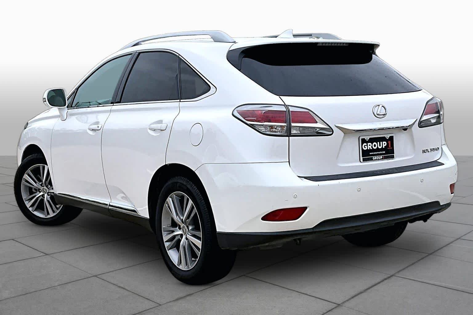 Used 2015 Starfire Pearl Lexus  image 12