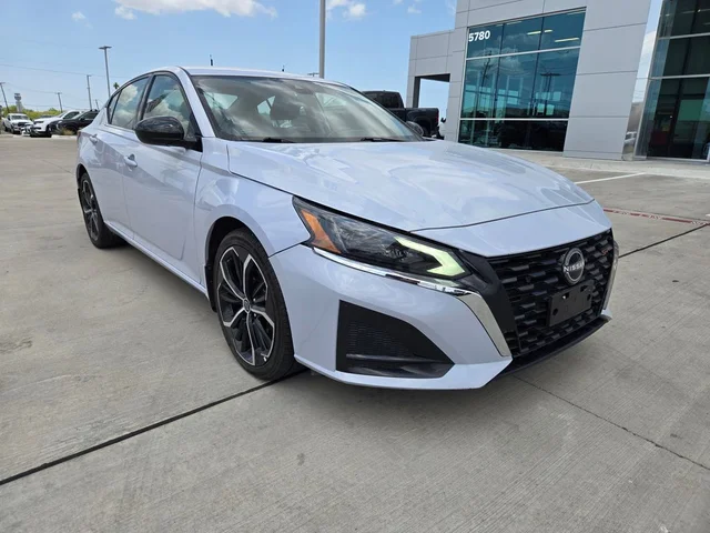 2024 Nissan Altima 2.5 SR