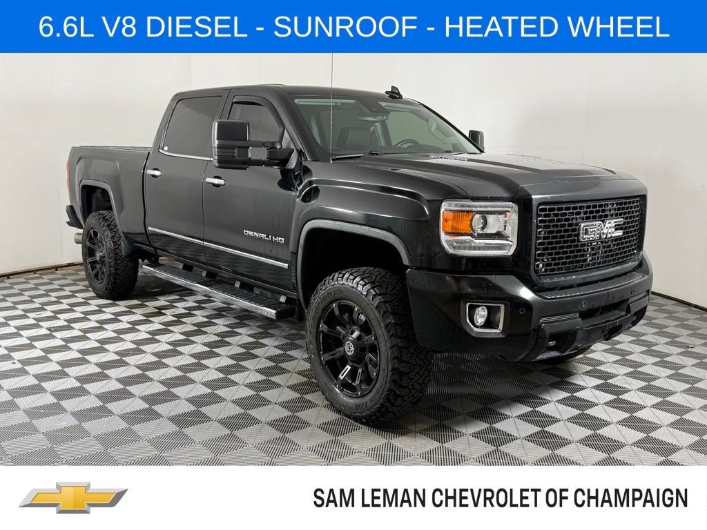 2015 GMC Sierra 4WD Crew Cab Short Box's photo