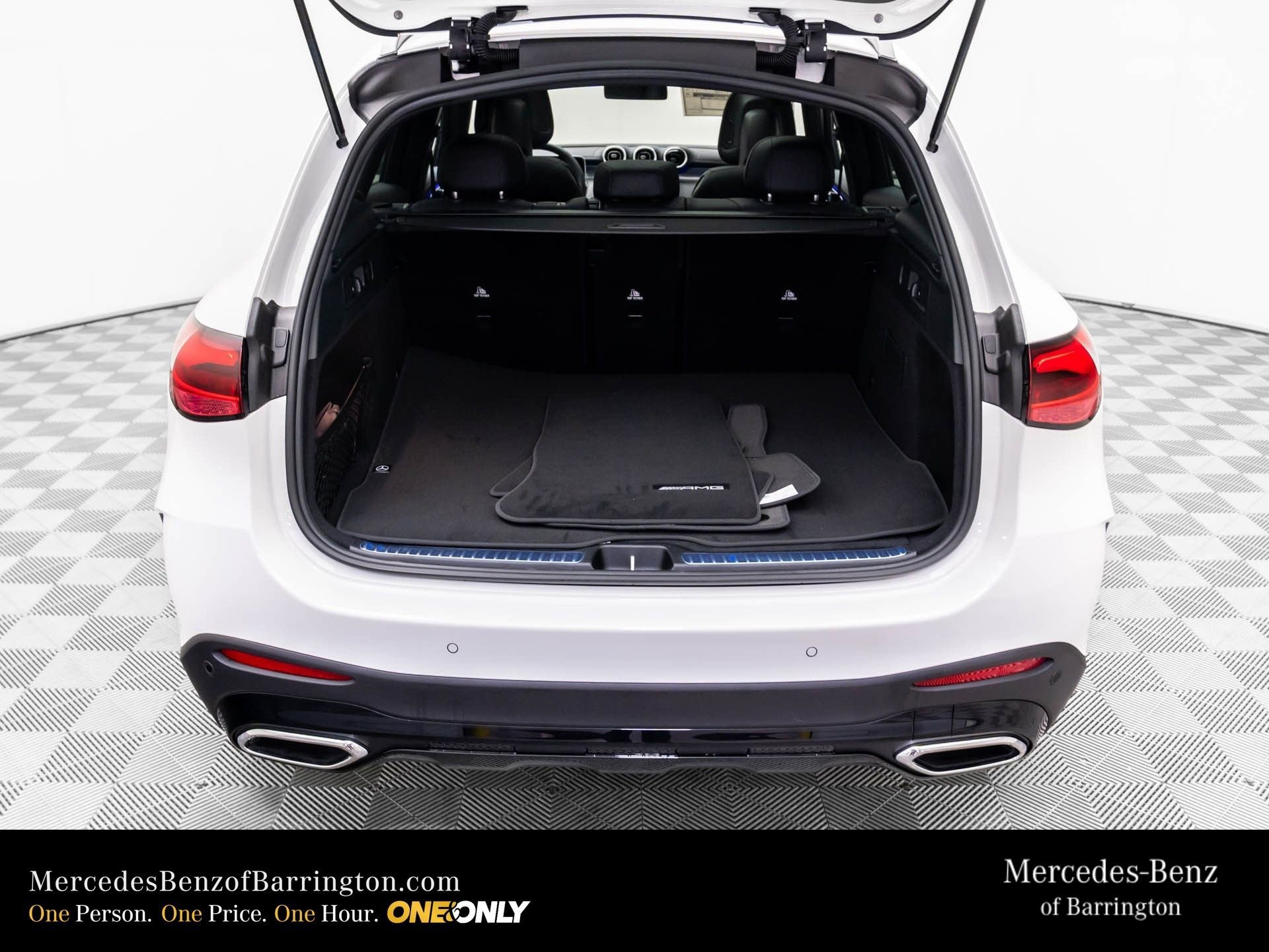New 2026 Polar White Mercedes-Benz GLC 300 image 72