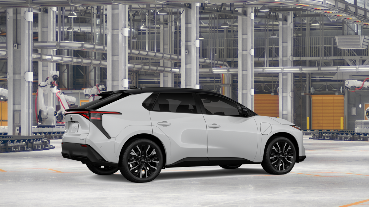 New 2026 Wind Chill Pearl with Midnight Black Metallic roof Toyota Limited image 11