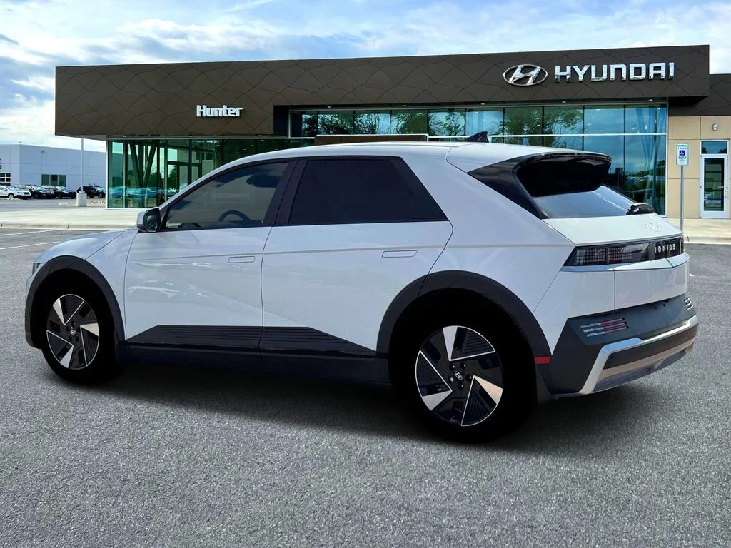 New 2026 Atlas White Hyundai SEL image 4