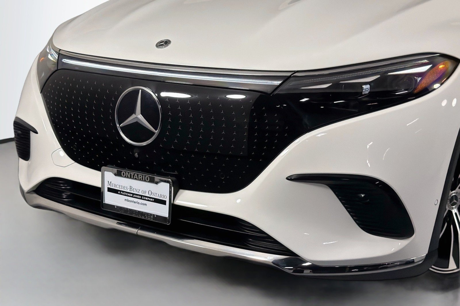 Certified Used 2023 Polar White Mercedes-Benz 450+ image 12