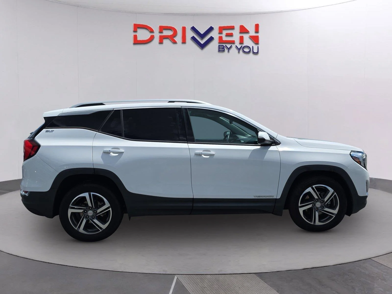 Used 2020 SUMMIT WHITE GMC SLT image 3