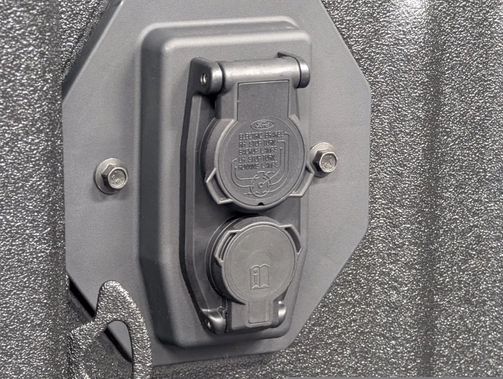New 2027 Carbonized Gray Metallic Ford F-250® XLT image 27