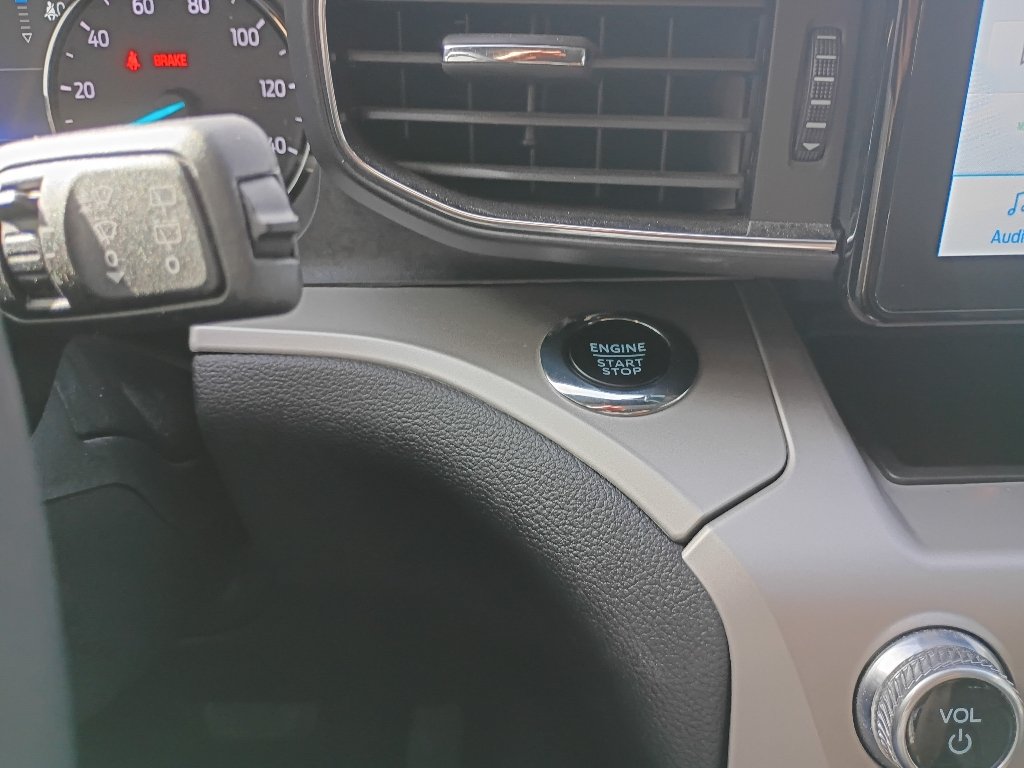 Used 2023 Carbonized Gray Metallic Ford XLT image 27