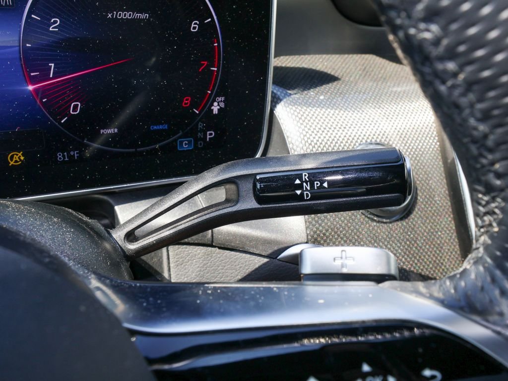 Used 2023 Silver Mercedes-Benz GLC 300 image 26