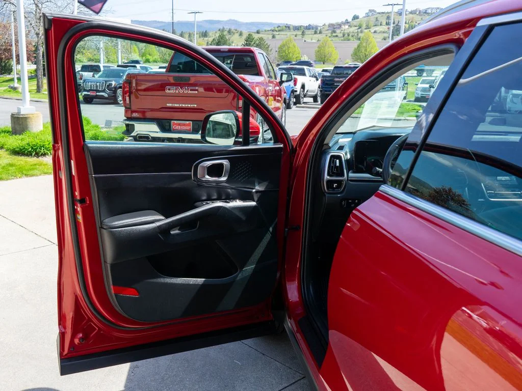 Used 2023 Red Kia EX image 16