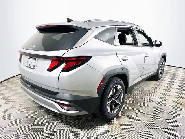 New 2026 Hyundai TUCSON SEL