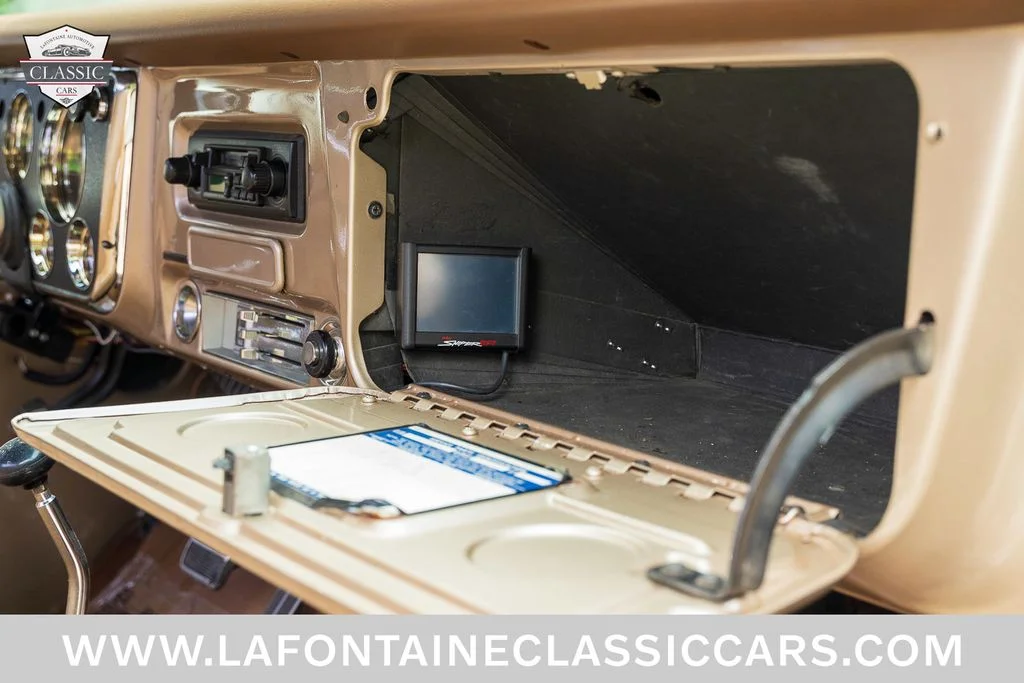 Used 1972 Gold Chevrolet Cheyenne image 60