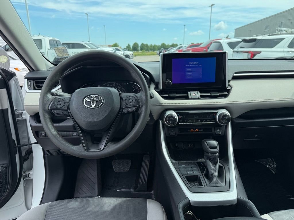 Used 2025 Ice Toyota XLE image 12
