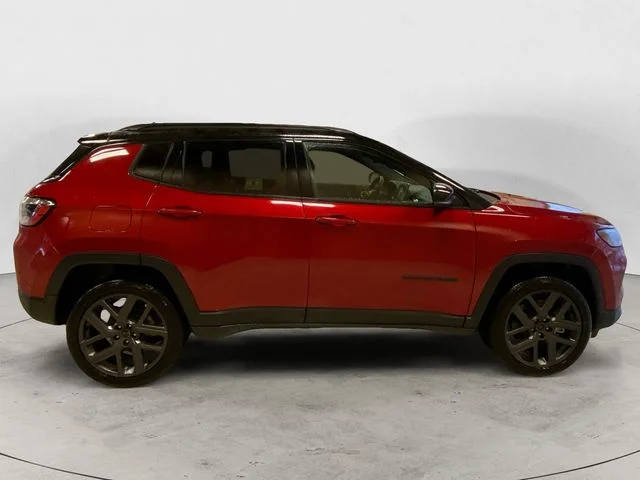 New 2026 Red Hot Pearlcoat Jeep LIMITED ALTITUDE 4X4 image 7