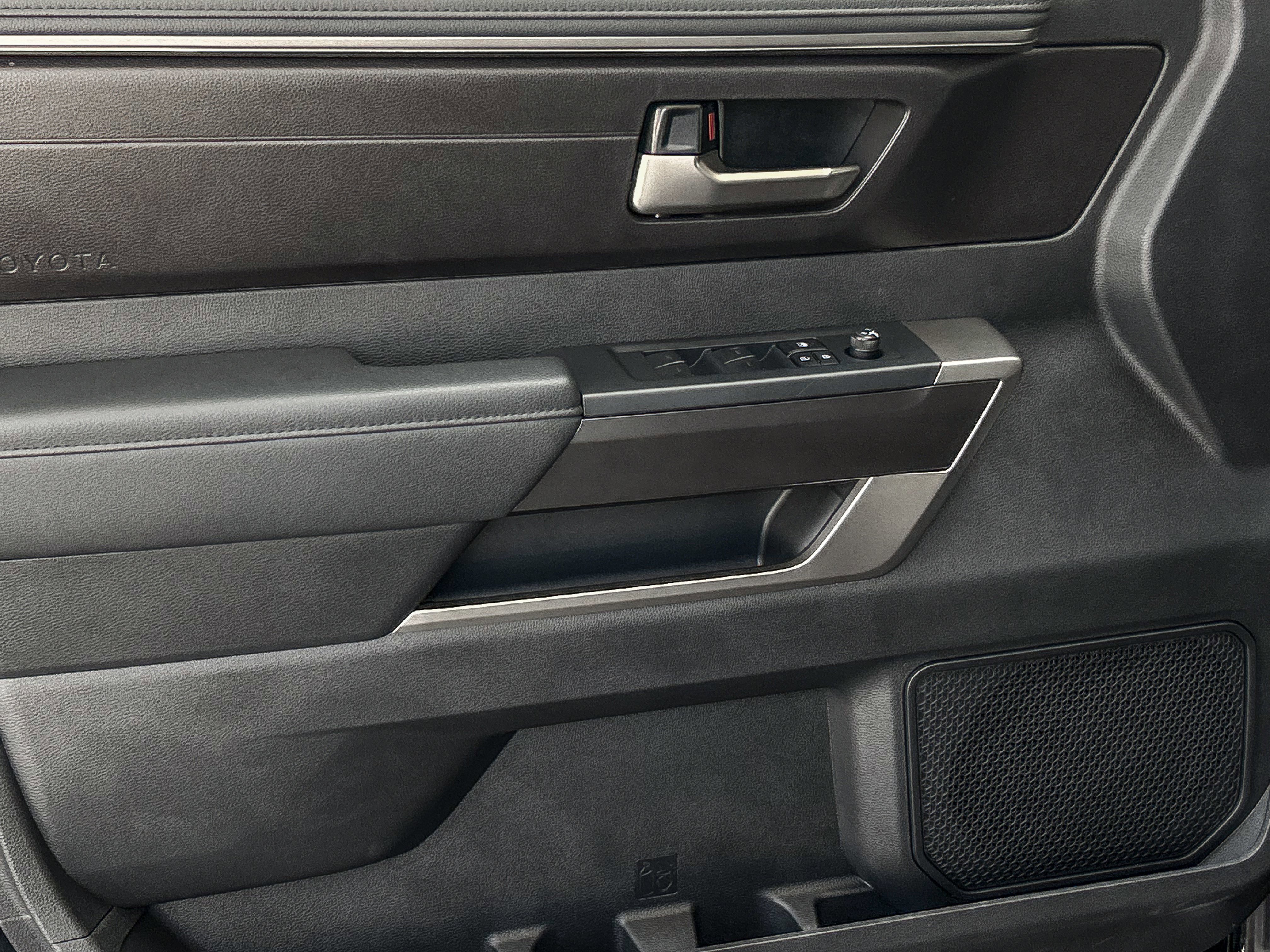 2026 Toyota Tundra SR5 - Photo 24