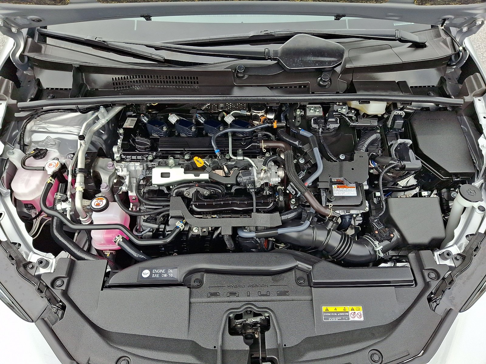 Certified Used 2025 CUTTING EDGE Toyota Limited image 28