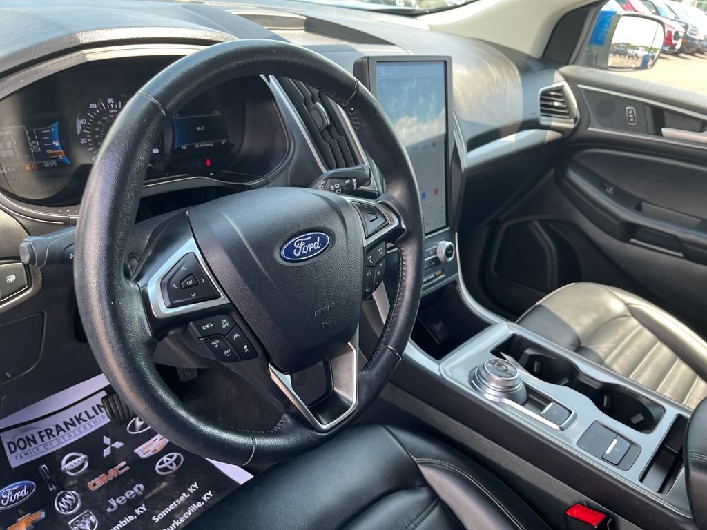 Used 2024 Blue Ford SEL image 14
