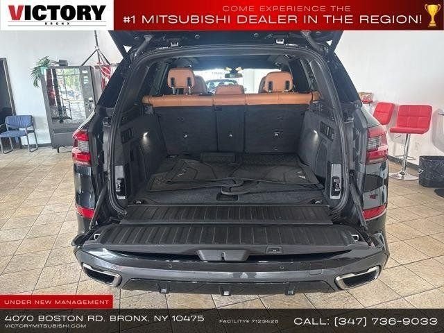 Used 2021 Black BMW M50i image 26