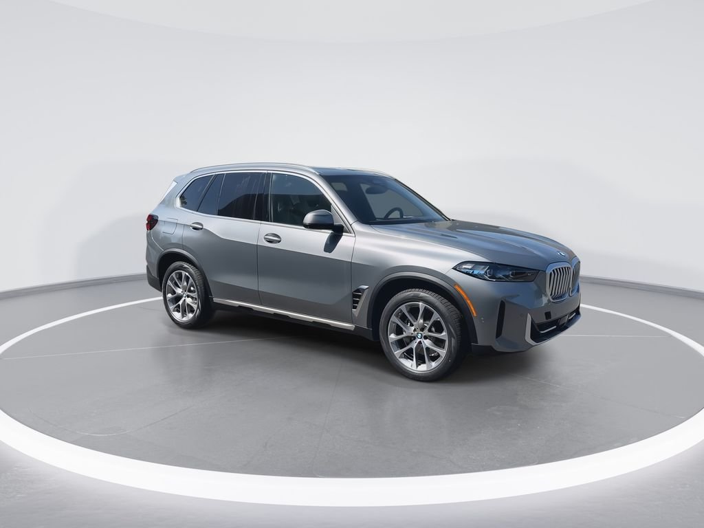 New 2026 Gray BMW xDrive40i image 2