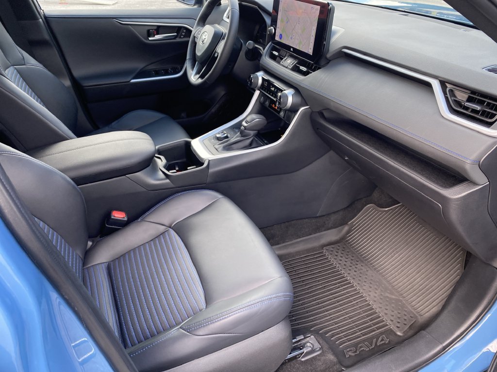 2024 Toyota RAV4 XSE - Photo 34