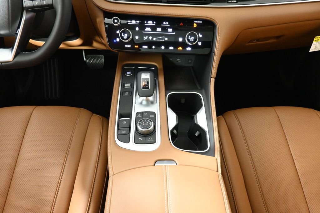 Certified Used 2025 Black INFINITI Sensory image 19