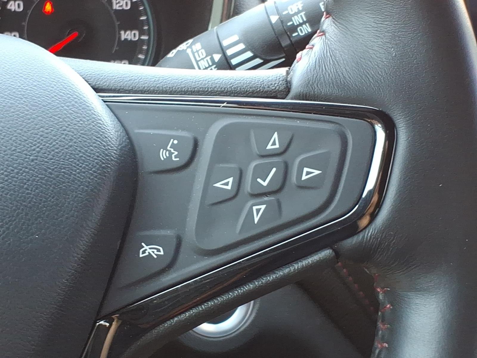 Used 2022 White Chevrolet RS image 18