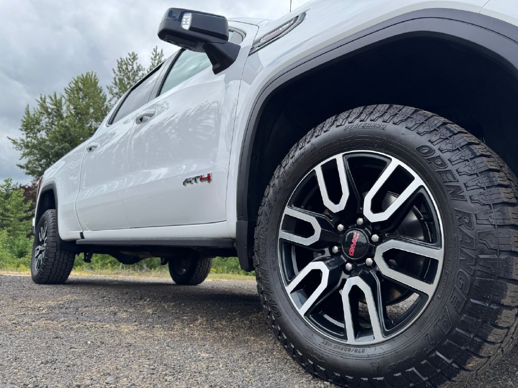 Used 2022 Summit White GMC AT4 image 52
