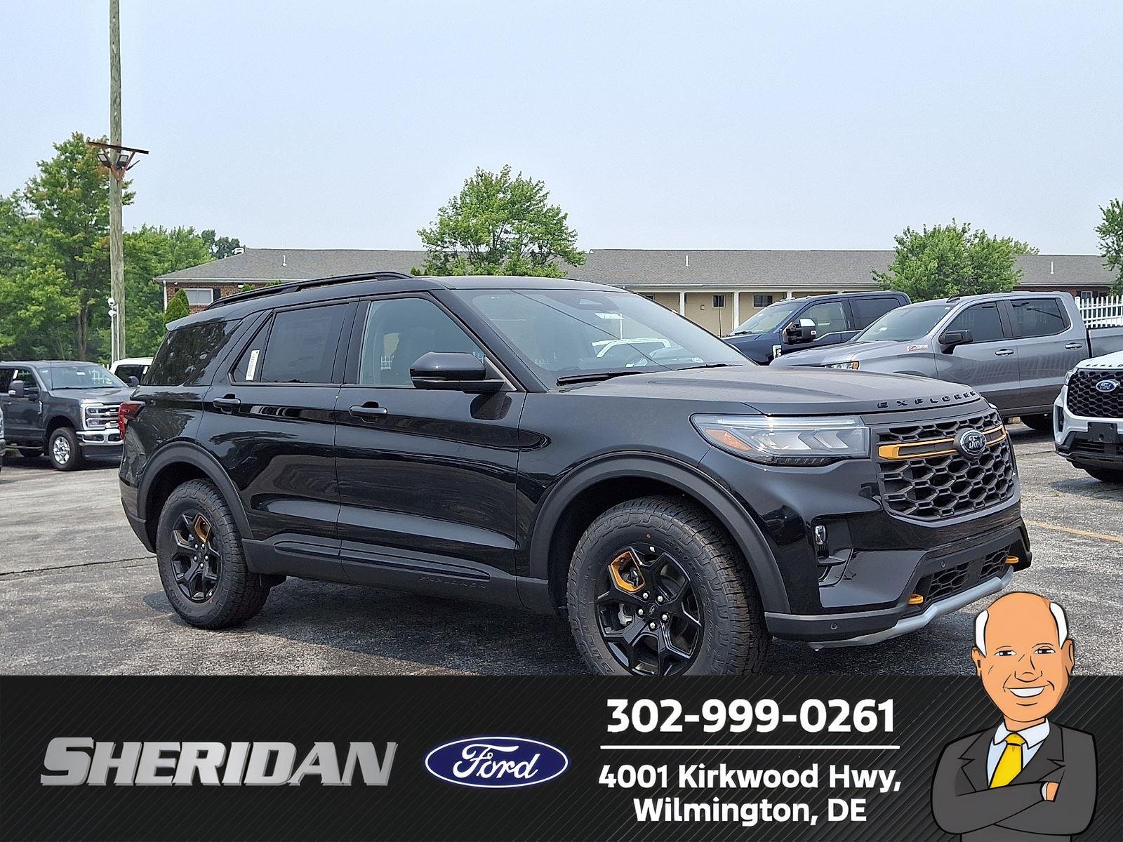 New 2026 Agate Black Metallic Ford Tremor® image 1