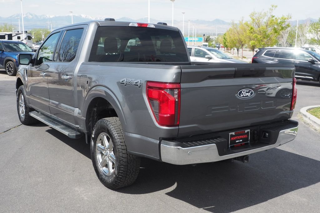 Used 2025 Gray Ford XLT image 5