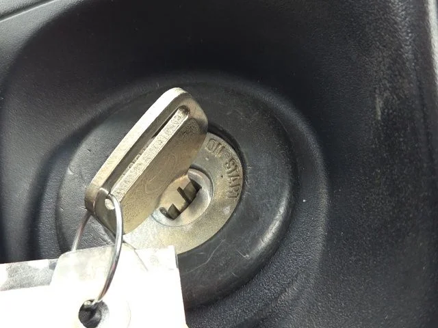 Used 2004 Gray Toyota PreRunner image 25