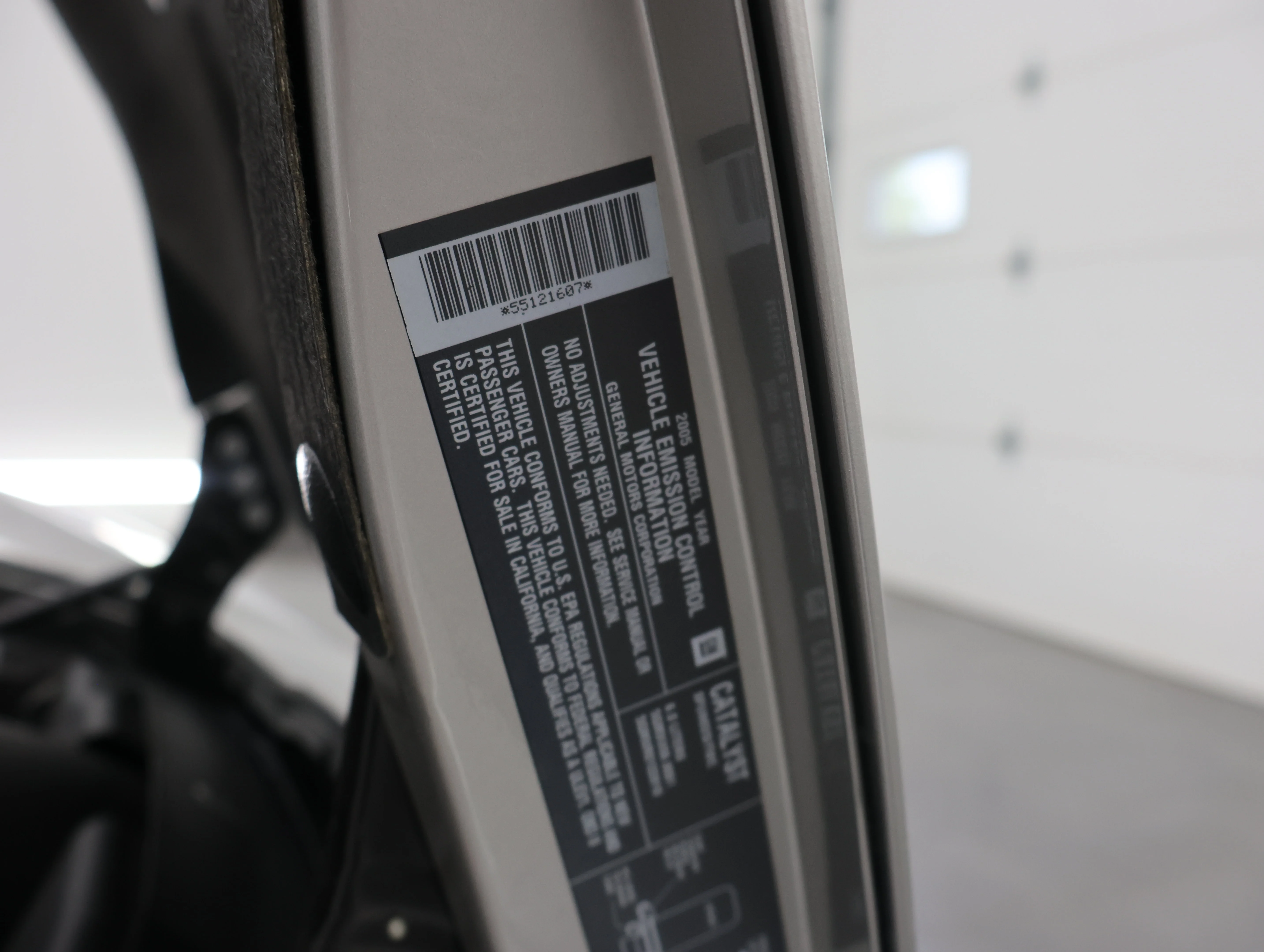 Used 2005 Machine Silver Metallic Chevrolet Base image 15