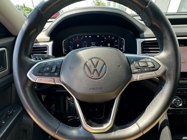 Used 2021 White Volkswagen SEL Premium image 41