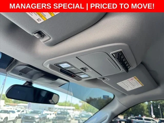 Used 2024 Blue Ford XL image 33