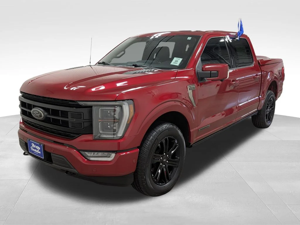 Certified Used 2022 Rapid Red Metallic Tinted Clearcoat Ford Platinum image 23