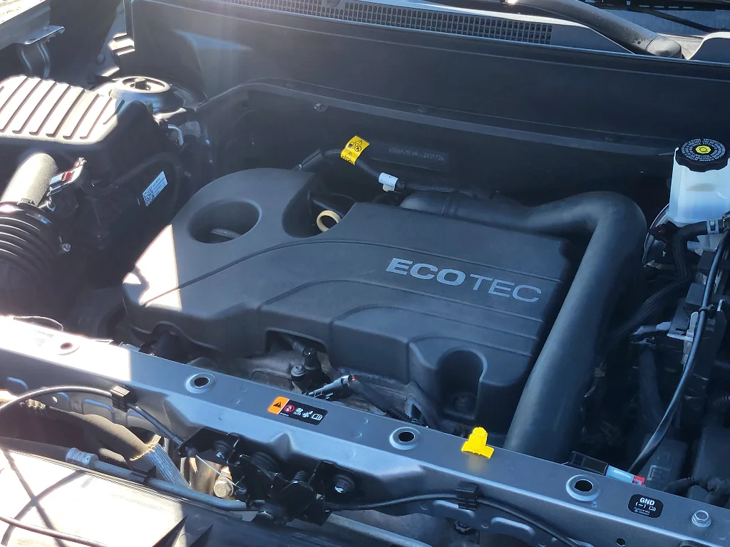 Used 2020 Satin Steel Metallic GMC SLE image 26