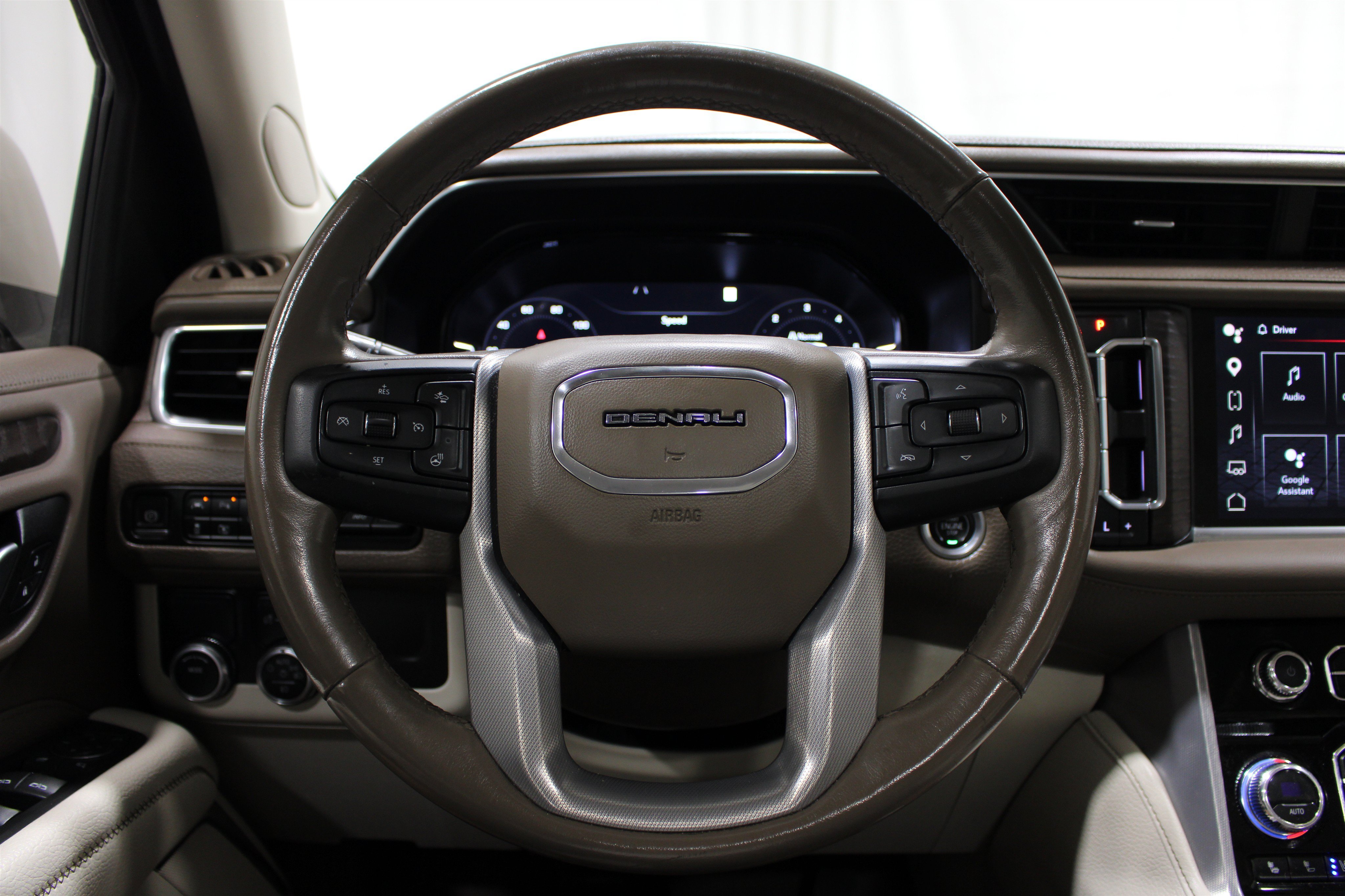 Used 2023 Pearl Beige Metallic GMC Denali image 11