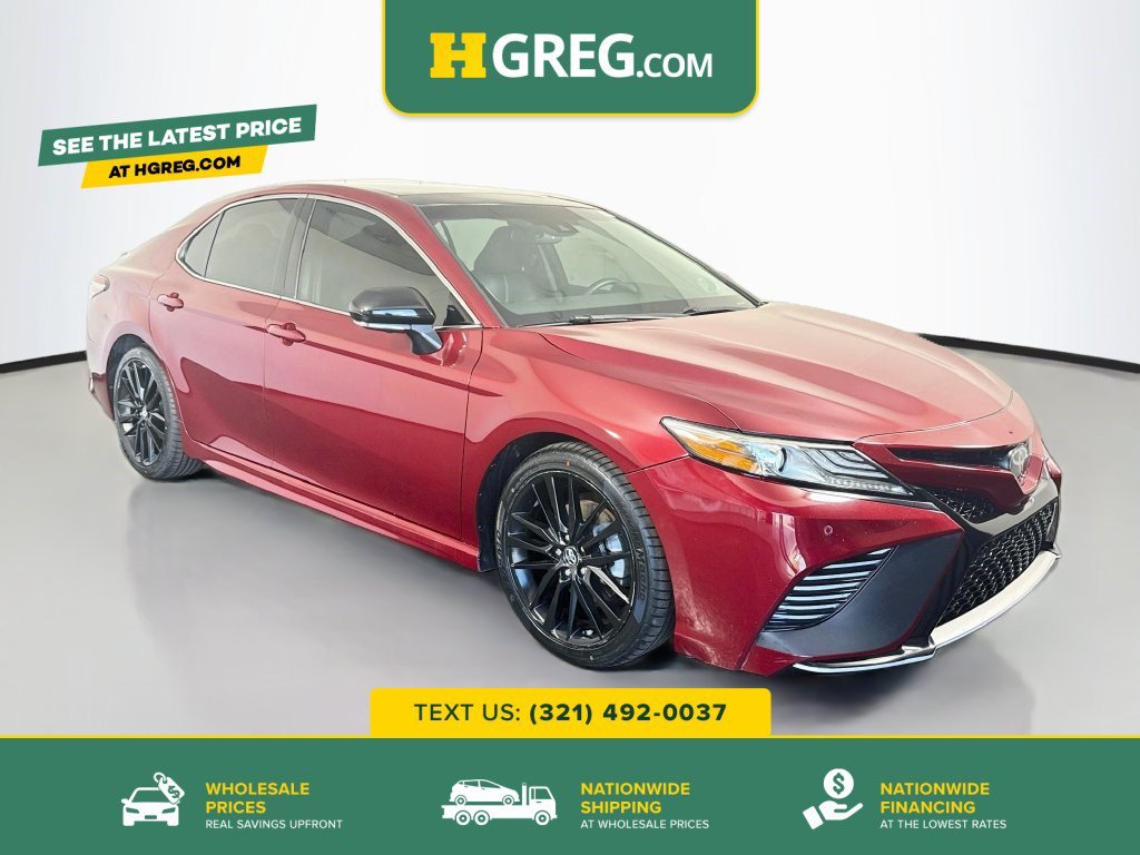 Used 2018 Wind Chill Pearl Toyota XSE V6 image 1