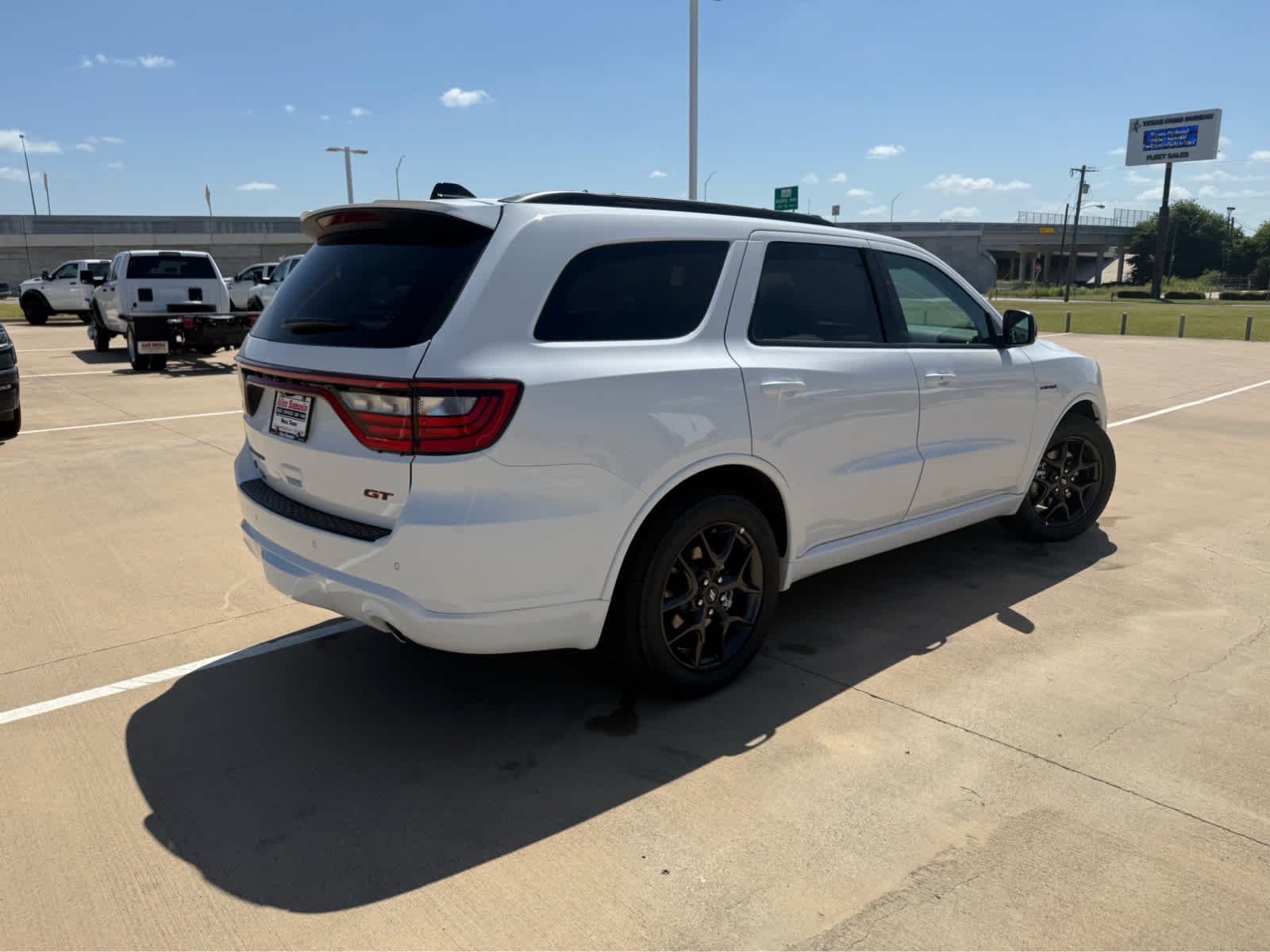 New 2026 White Knuckle Clear-Coat Exterior Paint Dodge GT Plus HEMI V8 image 8