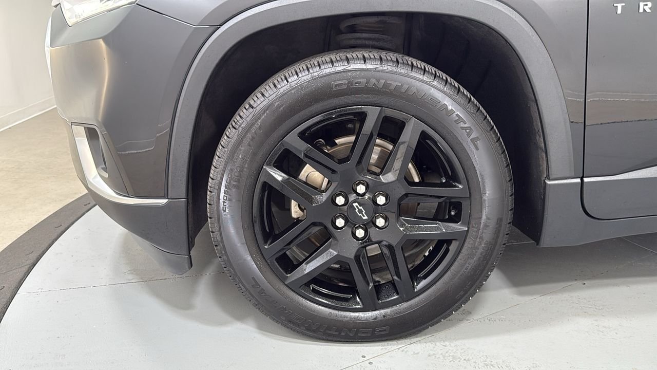 Used 2020 Black Chevrolet LT image 25